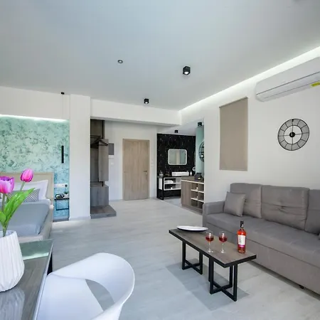 Xsuites 5* Agia Marina