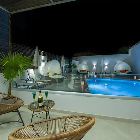 Xsuites Hotel de apartamente 5*