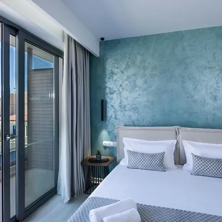 Xsuites
